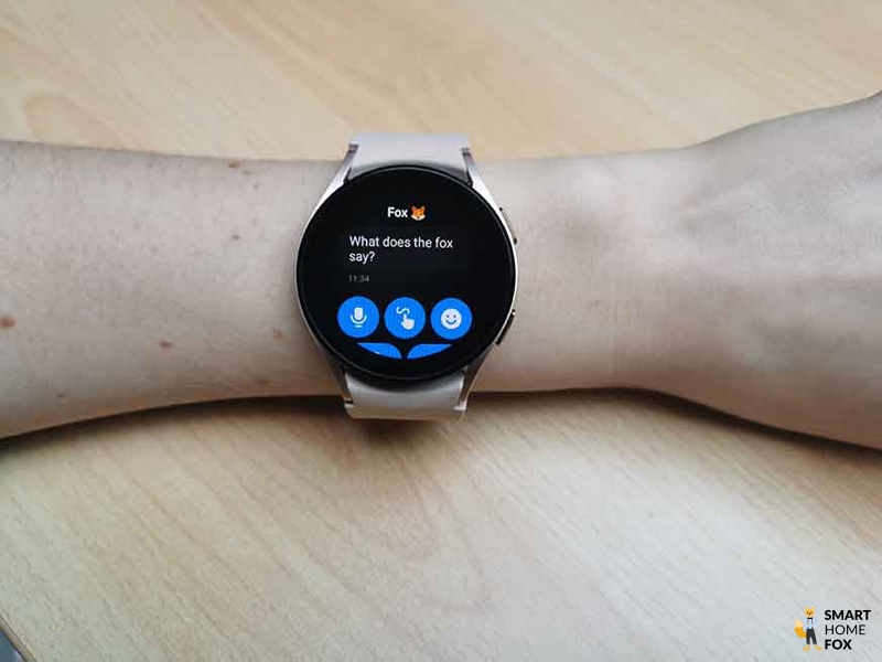 Входящее сообщение на Galaxy Watch 4.